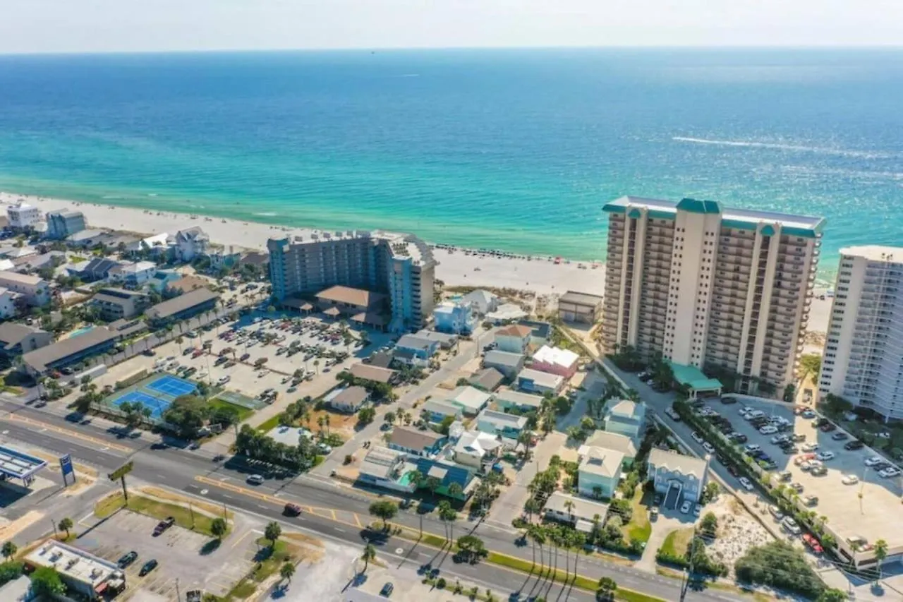 Sandy Feet Retreat Panama City Beach Holiday home